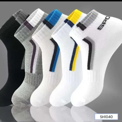 SPORTY STRIDE SPORTS SOCKS